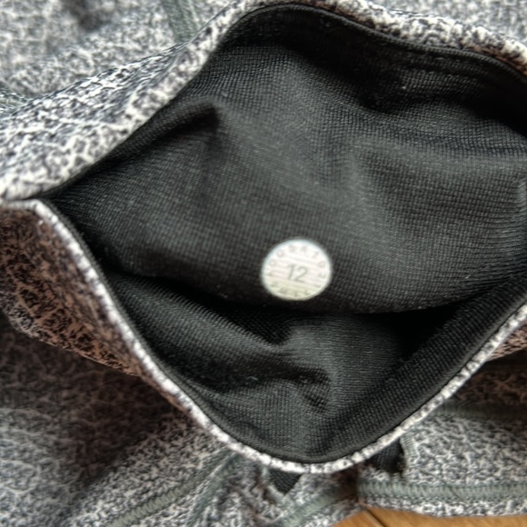 Lululemon 7/8 Leggings - Picture 7 of 7